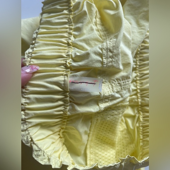 Free People Movement In The Wild Cargo Shorts Size S NWOT - Picture 12 of 12